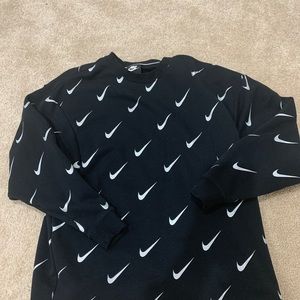 nike printed crewneck